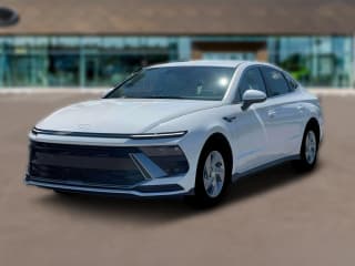 Hyundai Sonata SE FWD