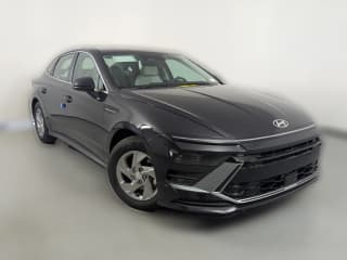 Hyundai Sonata SE FWD