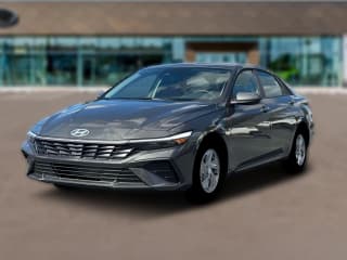 Hyundai Elantra SE IVT