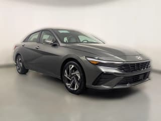 Hyundai Elantra Limited IVT