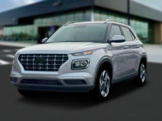 Hyundai Venue SEL FWD