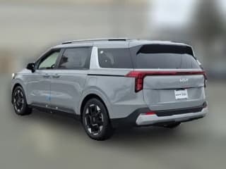 Kia Carnival EX FWD