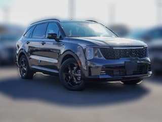 Kia Sorento Plug-In Hybrid X-Line SX Prestige AWD Kia Sorento Plug-In Hybrid X-Line SX Prestige AWD