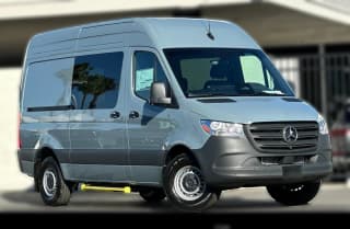 Mercedes-Benz Sprinter Crew Van Standard Roof 4-Cyl Diesel HO 2500 Standard Roof I4 Diesel HO 144" RWD