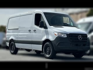 Mercedes-Benz Sprinter Cargo Van Standard Roof 4-Cyl Diesel 2500 Standard Roof I4 Diesel 144" RWD