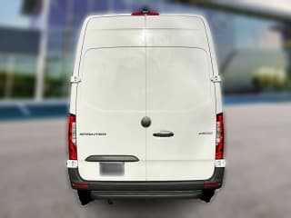 Mercedes-Benz Sprinter Cargo Van High Roof 4-Cyl Diesel HO 2500 High Roof I4 Diesel HO 170" RWD
