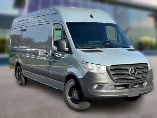Mercedes-Benz Sprinter Crew Van High Roof 4-Cyl Diesel HO 2500 High Roof I4 Diesel HO 170" RWD
