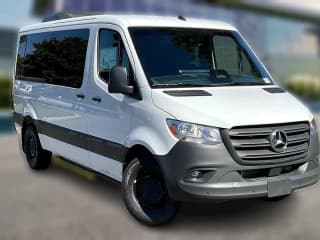Mercedes-Benz Sprinter Passenger Van Standard Roof 4-Cyl Diesel HO 2500 Standard Roof I4 Diesel HO 144" RWD