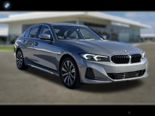 BMW 3 Series 330i Sedan