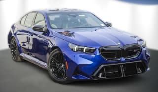 BMW M5 Base (A8) Sedan