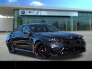 BMW M5 Base (A8) Sedan