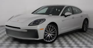 Porsche Panamera 4 E-Hybrid AWD