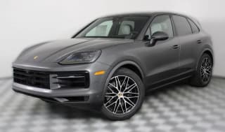 Porsche Cayenne Base AWD