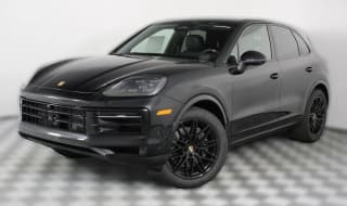 Porsche Cayenne Base AWD