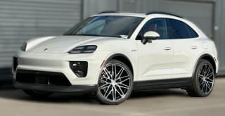 Porsche Macan Electric 4S AWD