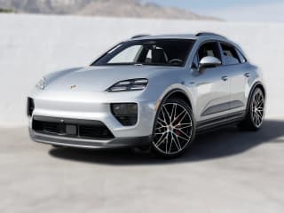 Porsche Macan Electric 4S AWD