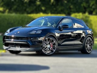 Porsche Macan Electric 4S AWD