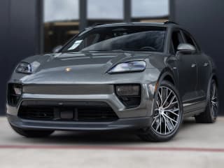 Porsche Macan Electric RWD