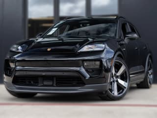 Porsche Macan Electric RWD