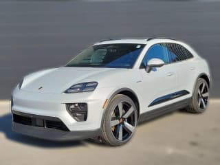 Porsche Macan Electric RWD