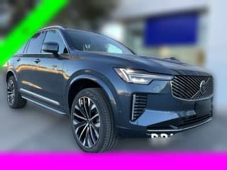 Volvo XC90 Plus B6 AWD 7-Seater Volvo XC90 Plus B6 AWD 7-Seater