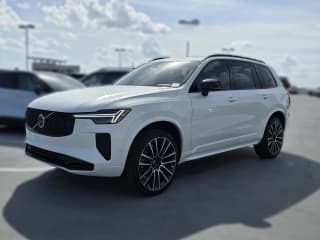 Volvo XC90 Ultra Dark Theme B6 AWD 7-Seater