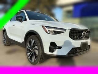 Volvo XC40 Plus B4 FWD