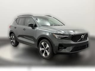 Volvo XC40 Plus B5 AWD