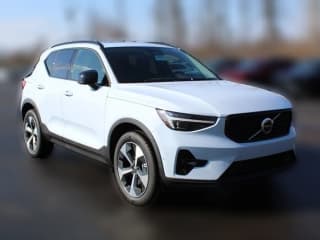 Volvo XC40 Plus B5 AWD