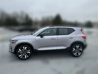 Volvo XC40 Plus B5 AWD