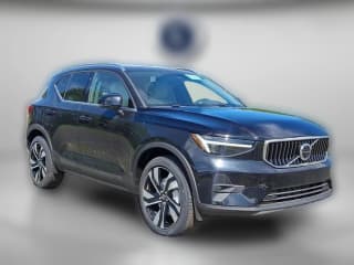 Volvo XC40 Ultra Bright Theme B5 AWD