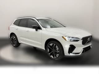 Volvo XC60 Plus B5 AWD