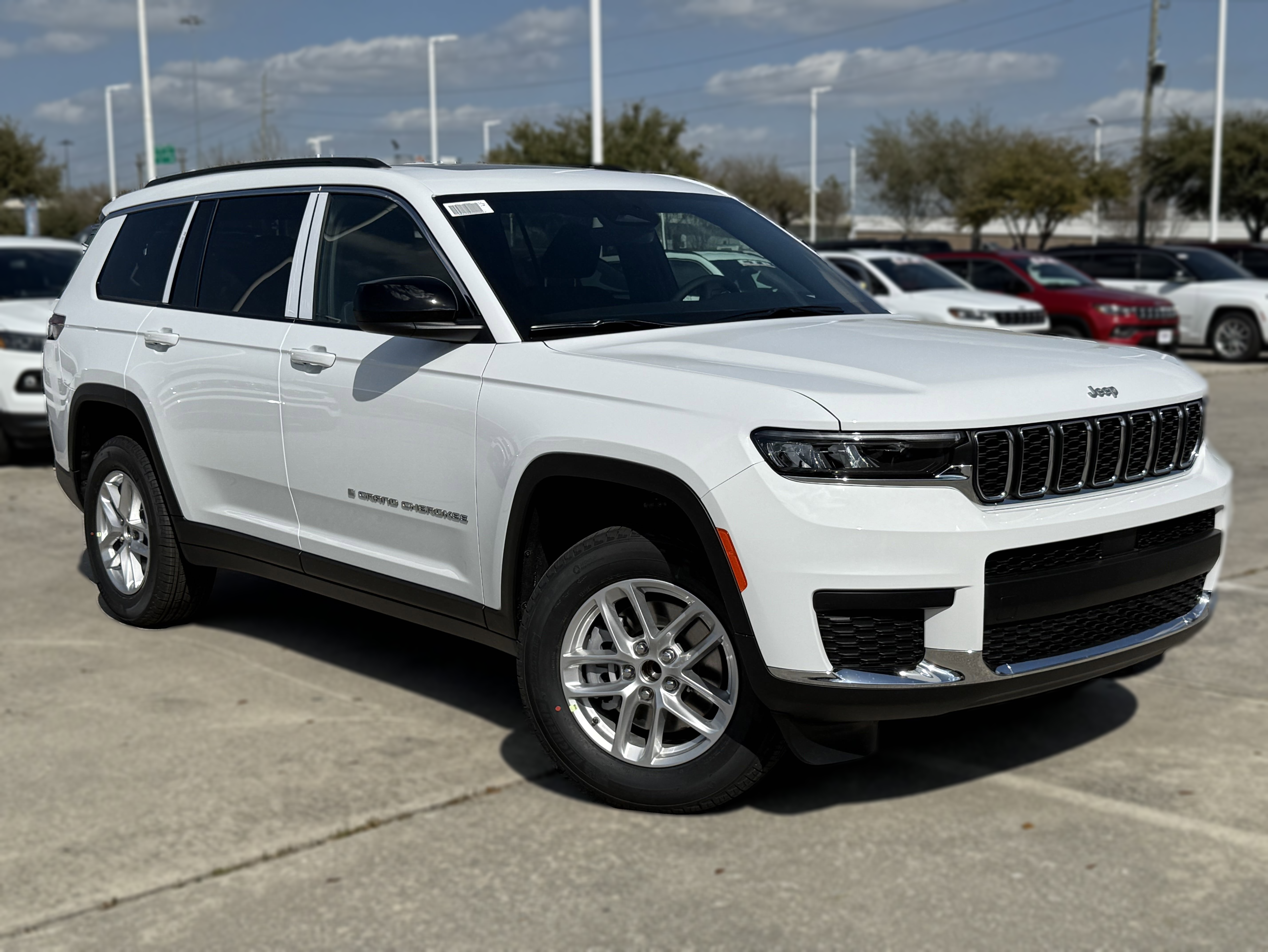 Jeep Grand Cherokee Laredo X 4x2 Jeep Grand Cherokee Laredo X 4x2