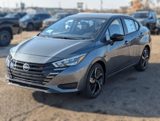 Nissan Versa SR CVT Nissan Versa SR CVT