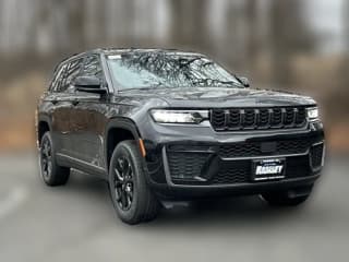 Jeep Grand Cherokee Laredo Altitude 4x4 Jeep Grand Cherokee Laredo Altitude 4x4