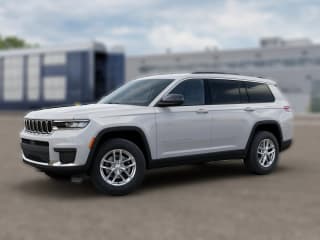 Jeep Grand Cherokee L Laredo X 4x2 Jeep Grand Cherokee L Laredo X 4x2