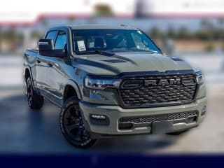 Ram 1500 Big Horn 4x4 Crew Cab 5'7" Box Ram 1500 Big Horn 4x4 Crew Cab 5'7" Box