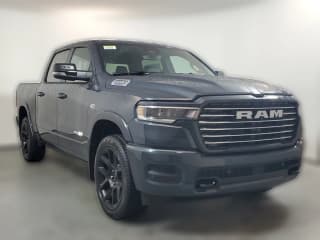 Ram 1500 Laramie 4x4 Crew Cab 5'7" Box Ram 1500 Laramie 4x4 Crew Cab 5'7" Box