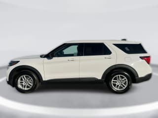 Ford Explorer Active w/100A Pkg RWD Ford Explorer Active w/100A Pkg RWD
