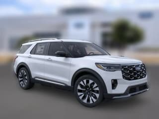 Ford Explorer Platinum 4WD Ford Explorer Platinum 4WD