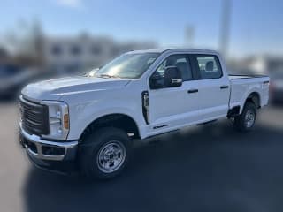 Ford Super Duty F-250 SRW XL 4WD Crew Cab 6.75' Box Ford Super Duty F-250 SRW XL 4WD Crew Cab 6.75' Box