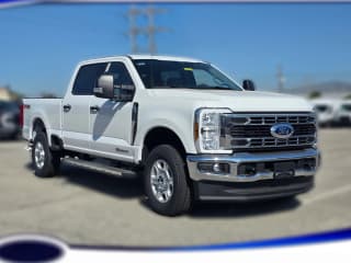 Ford Super Duty F-250 SRW XLT 4WD Crew Cab 6.75' Box Ford Super Duty F-250 SRW XLT 4WD Crew Cab 6.75' Box