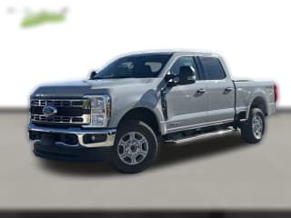 Ford Super Duty F-250 SRW XLT 4WD Crew Cab 6.75' Box Ford Super Duty F-250 SRW XLT 4WD Crew Cab 6.75' Box