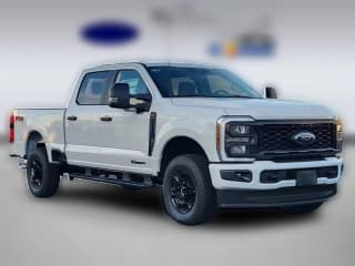 Ford Super Duty F-250 SRW XL 4WD Crew Cab 6.75' Box Ford Super Duty F-250 SRW XL 4WD Crew Cab 6.75' Box