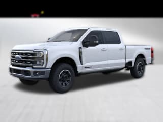 Ford Super Duty F-250 SRW LARIAT 4WD Crew Cab 6.75' Box Ford Super Duty F-250 SRW LARIAT 4WD Crew Cab 6.75' Box