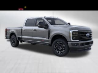 Ford Super Duty F-350 SRW Platinum 4WD Crew Cab 6.75' Box Ford Super Duty F-350 SRW Platinum 4WD Crew Cab 6.75' Box