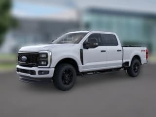 Ford Super Duty F-350 SRW XL 4WD Crew Cab 6.75' Box Ford Super Duty F-350 SRW XL 4WD Crew Cab 6.75' Box