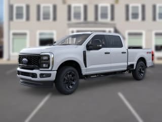 Ford Super Duty F-350 SRW XL 4WD Crew Cab 6.75' Box Ford Super Duty F-350 SRW XL 4WD Crew Cab 6.75' Box