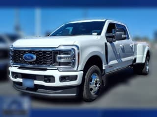 Ford Super Duty F-350 DRW Platinum 4WD Crew Cab 8' Box Ford Super Duty F-350 DRW Platinum 4WD Crew Cab 8' Box