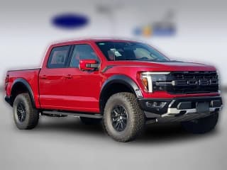 Ford F-150 Raptor 4WD SuperCrew 5.5' Box Ford F-150 Raptor 4WD SuperCrew 5.5' Box